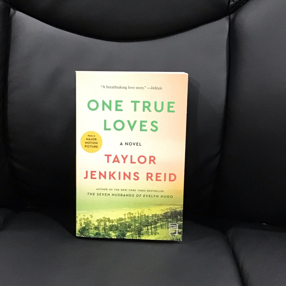 📚One True Loves by Taylor Jenkins Reid Romance Paperback